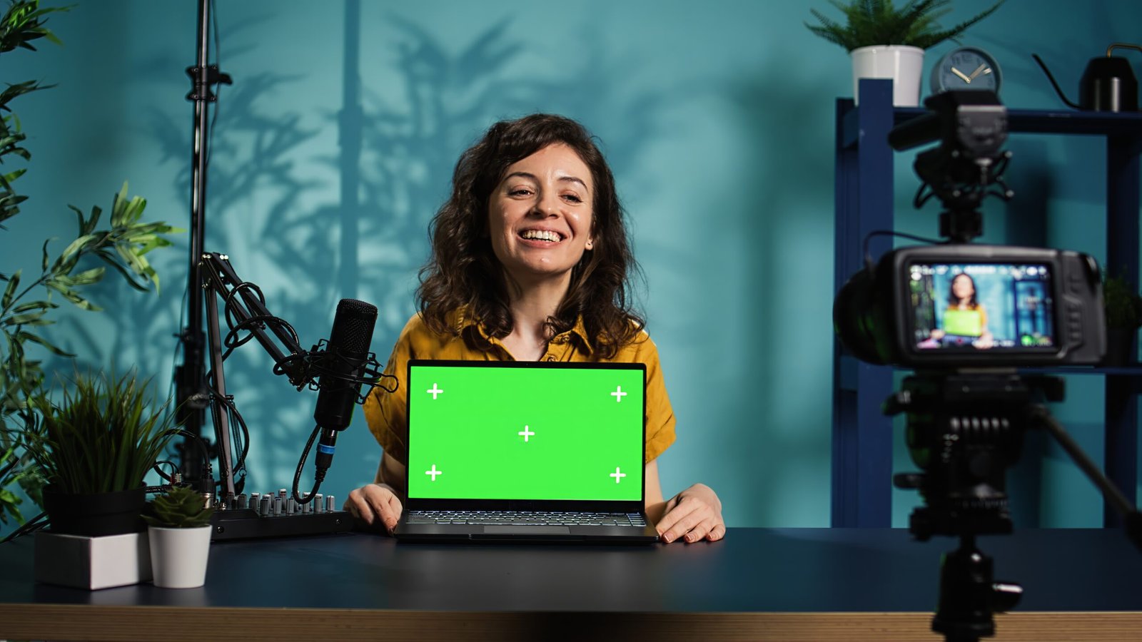 video review marketing platform showing customer video testimonials for businesses